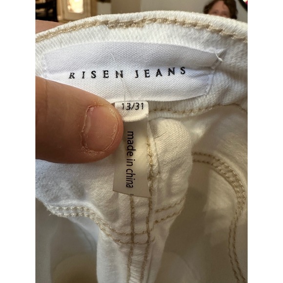 Risen Jeans Daydream High Rise Wide Leg Cropped Raw Hem White Jean Size 13 / 31 - Picture 4 of 5